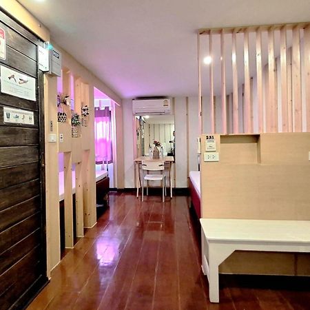 Check-In My Hostel Bangkok Kültér fotó