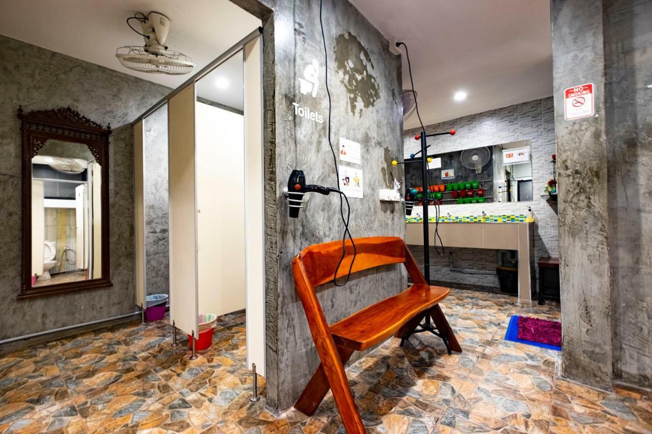 Check-In My Hostel Bangkok Kültér fotó