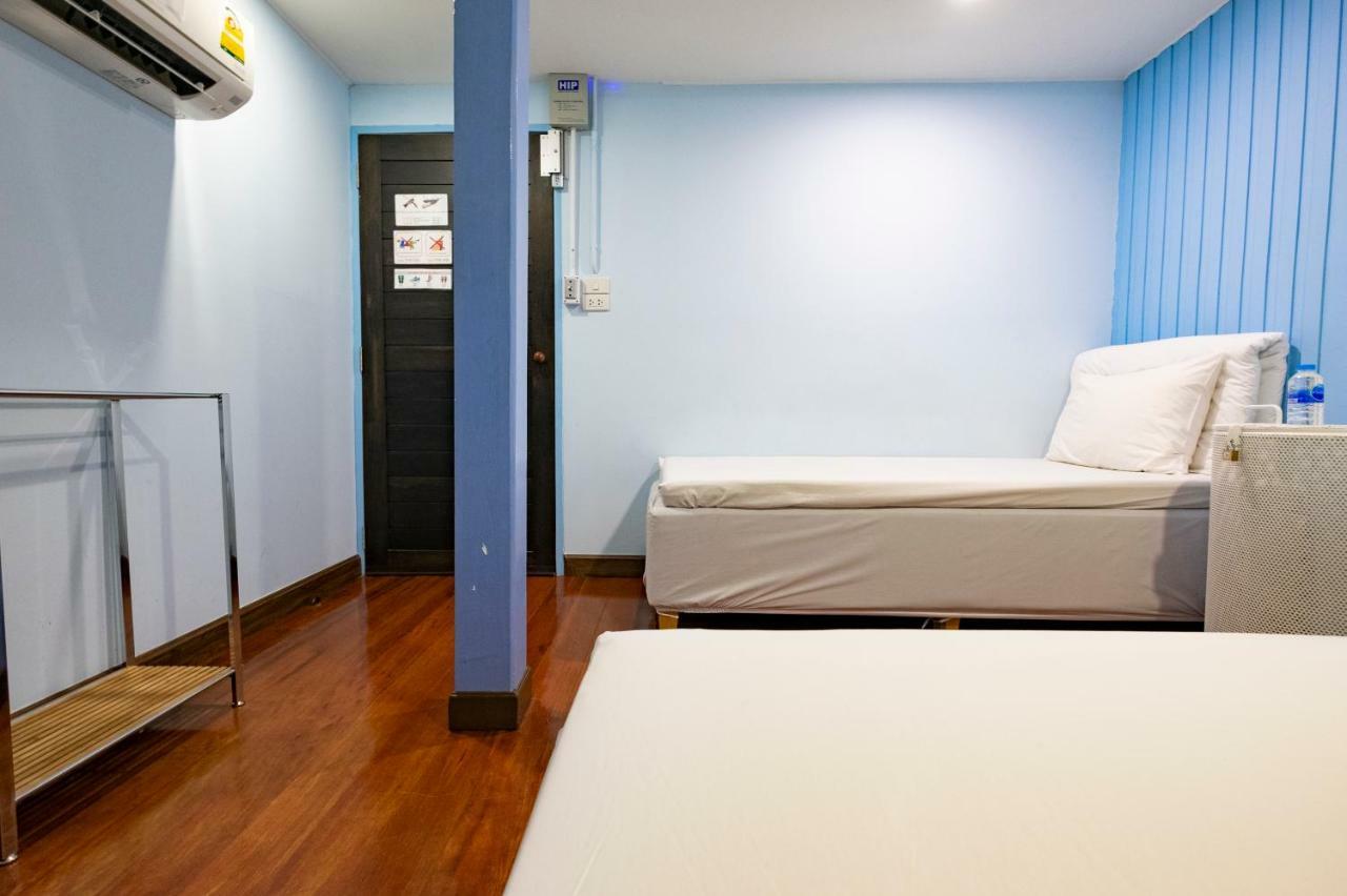 Check-In My Hostel Bangkok Kültér fotó